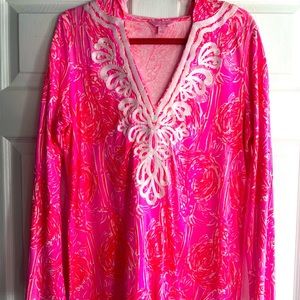 Lilly Pulitzer Shel Hooded Cover- Up perfect condition!